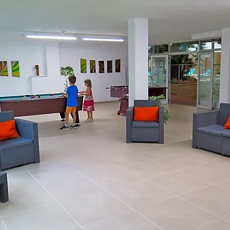 Costa D'or Hotel 2*